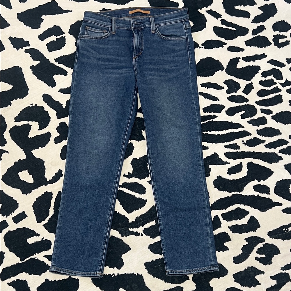 Joe's cropped Lara Jeans Straight Leg in Blue